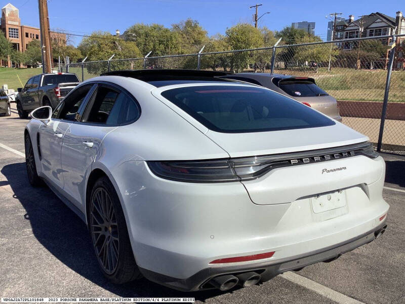 2023 Porsche Panamera