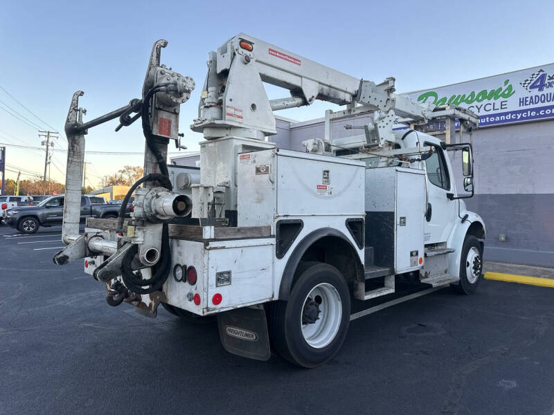 2015 Freightliner M2 106