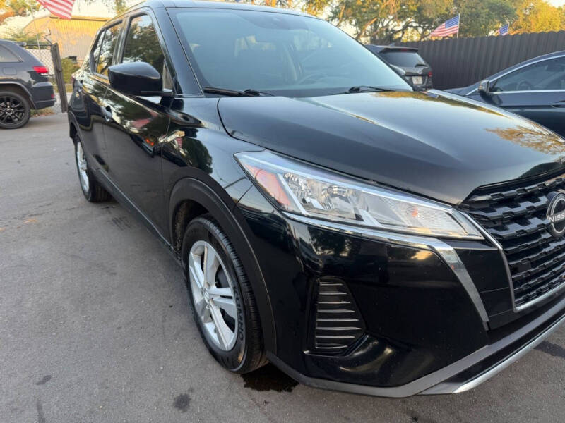 2022 Nissan Kicks S