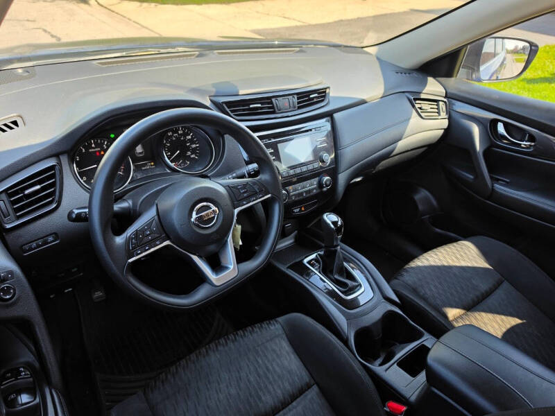 2017 Nissan Rogue S