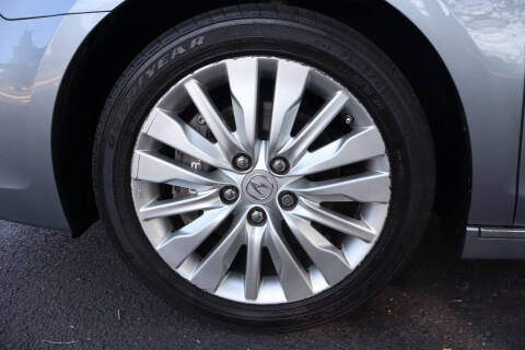 2011 Acura RL