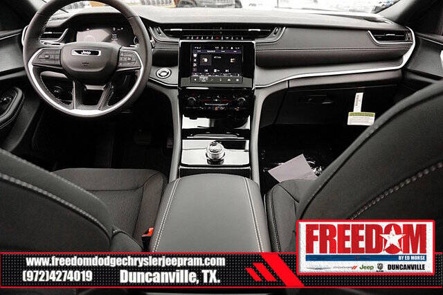 2025 Jeep Grand Cherokee L Laredo X