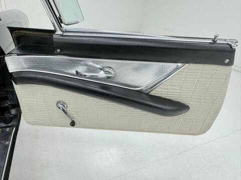 1957 Ford Thunderbird