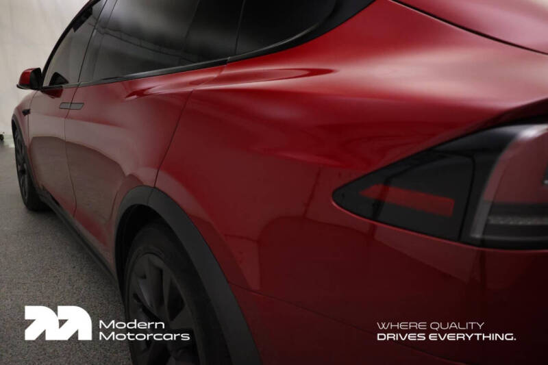 2023 Tesla Model X Standard Range