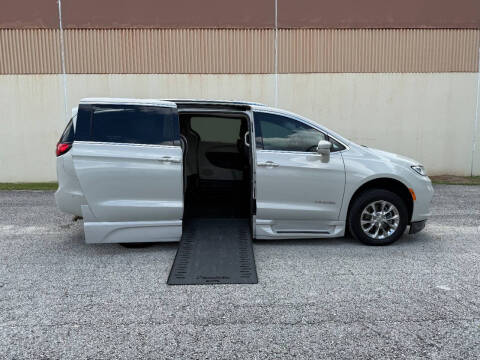 2021 Chrysler Pacifica Touring L