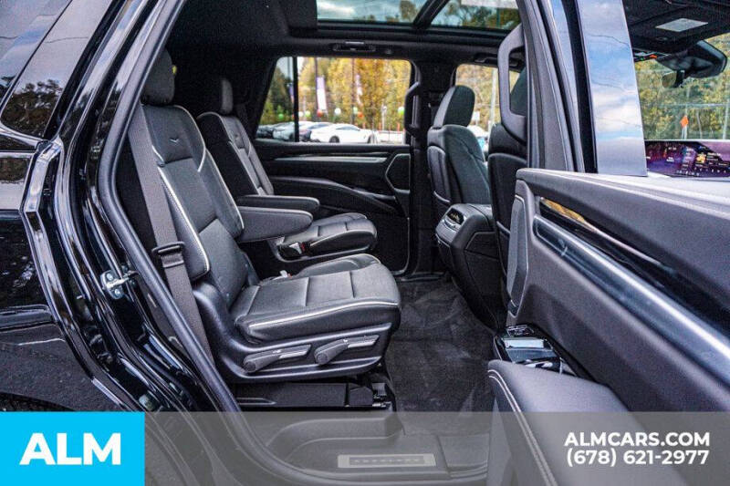 2025 Cadillac Escalade Sport