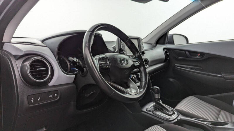 2021 Hyundai Kona SEL Plus