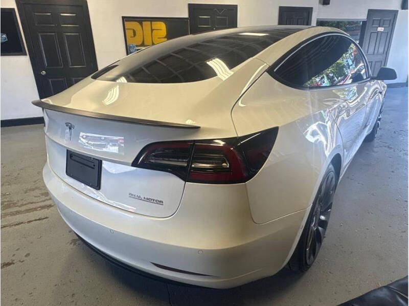 2022 Tesla Model 3 Performance