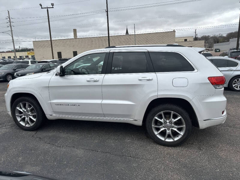 2016 Jeep Grand Cherokee Summit