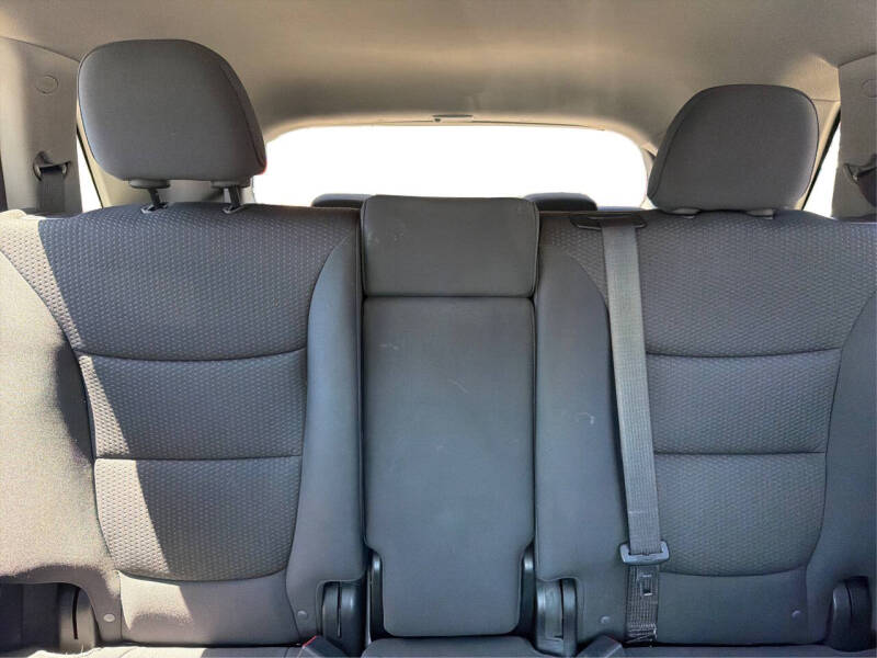 2011 Kia Sorento LX