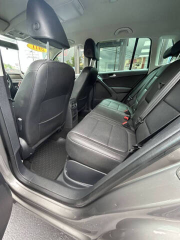 2011 Volkswagen Tiguan