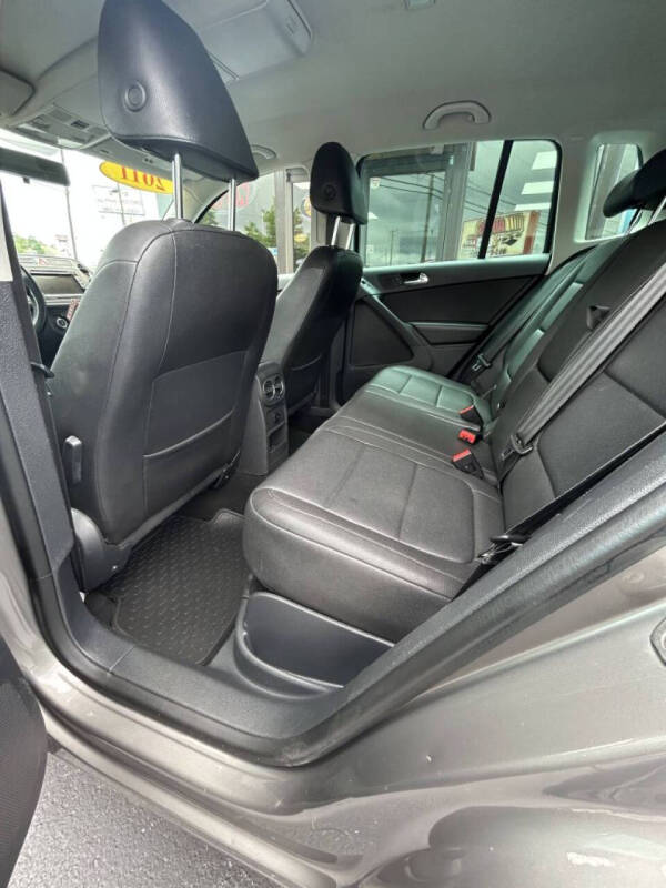 2011 Volkswagen Tiguan