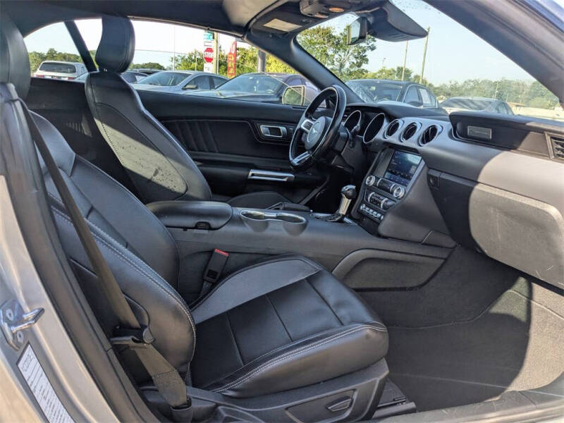 2022 Ford Mustang EcoBoost Premium