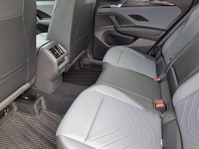 2025 Volkswagen Tiguan SE