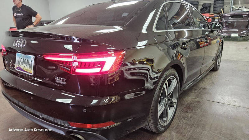 2017 Audi A4 2.0T quattro Prestige