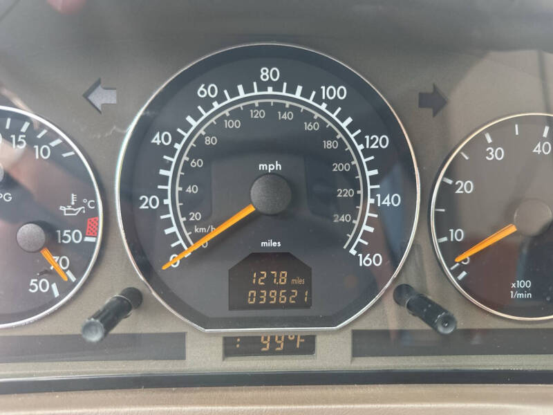 2002 Mercedes-Benz SL-Class SL 500