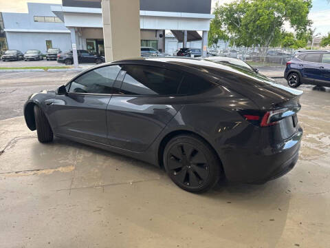 2025 Tesla Model 3 Long Range