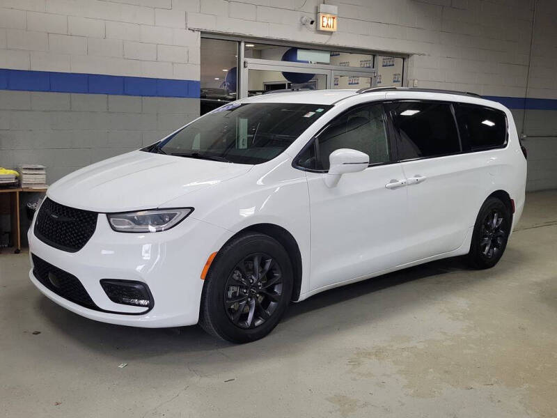2021 Chrysler Pacifica Touring