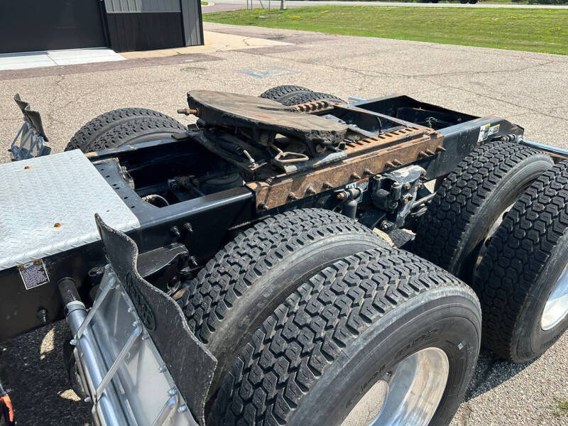 2017 Peterbilt 579