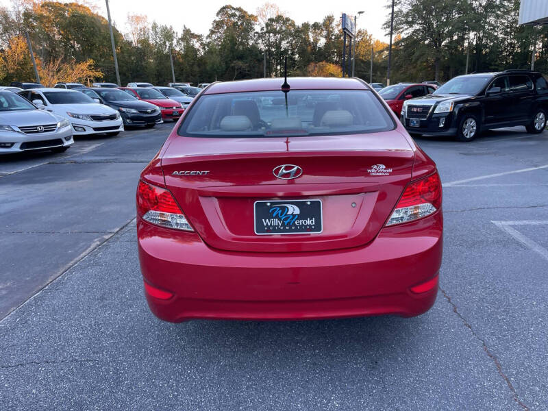 2012 Hyundai Accent GLS photo 6