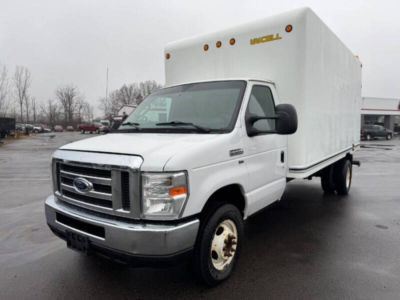2018 Ford E-Series E-450 SD