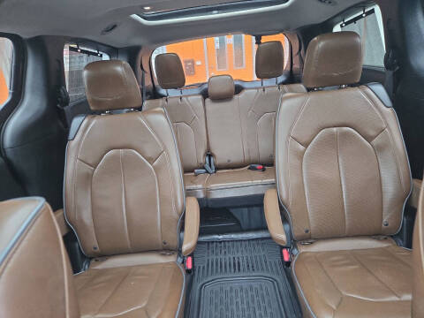 2017 Chrysler Pacifica Limited