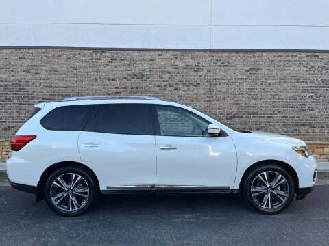 2017 Nissan Pathfinder Platinum