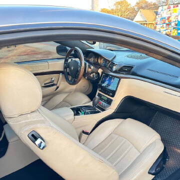 2011 Maserati GranTurismo S Automatic