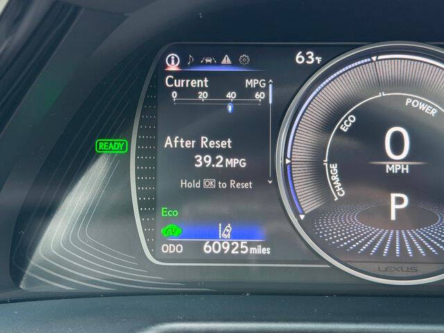 2022 Lexus ES 300h