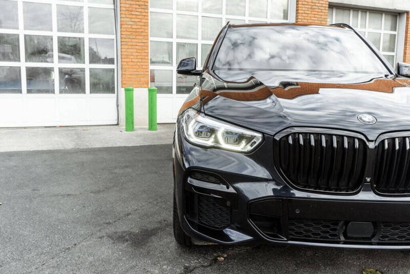 2022 BMW X5 M50i