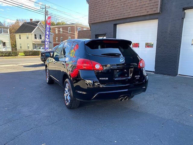 2010 Nissan Rogue S Krom