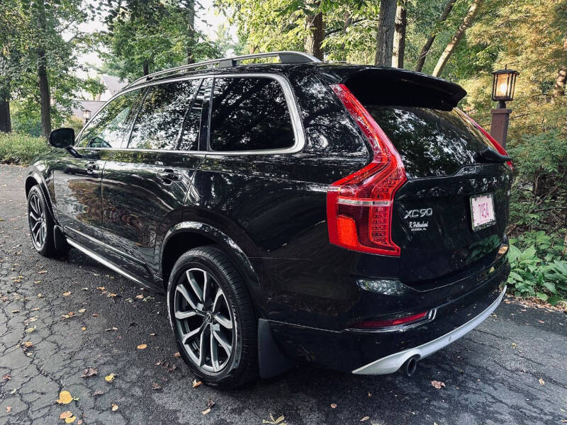 2018 Volvo XC90 T5 Momentum 7-Passenger