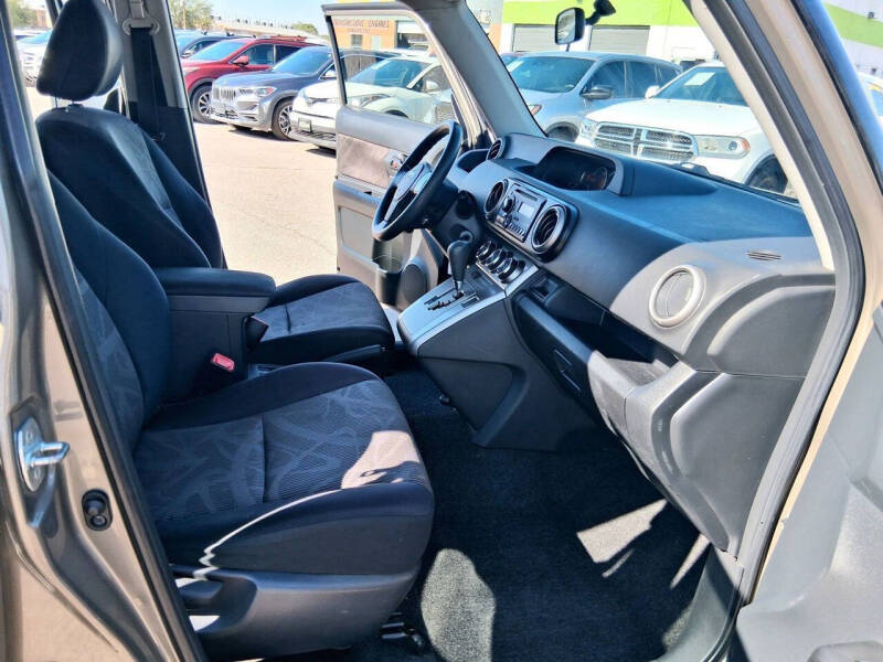 2013 Scion xB