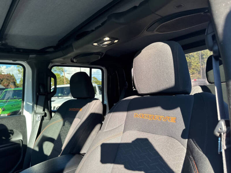 2021 Jeep Gladiator Mojave