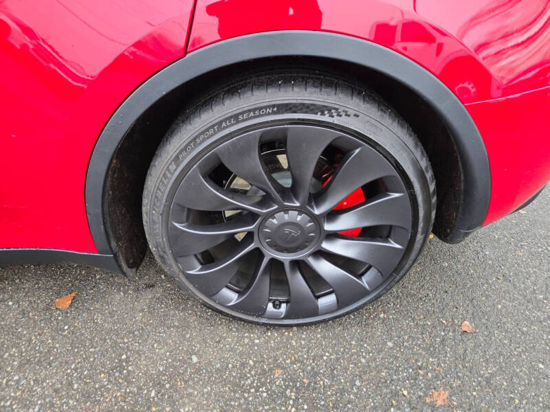 2023 Tesla Model Y Performance