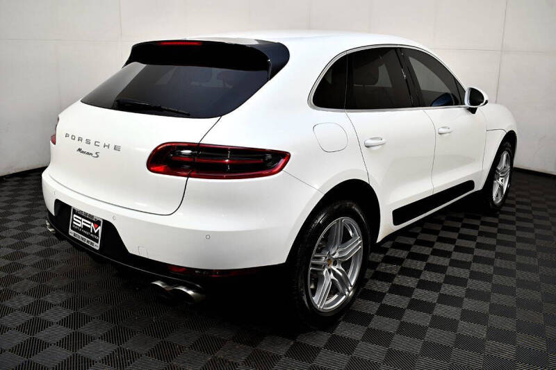 2016 Porsche Macan S