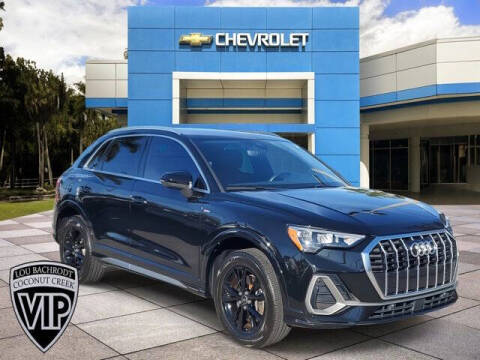 2021 Audi Q3 quattro S line Premium 45 TFSI