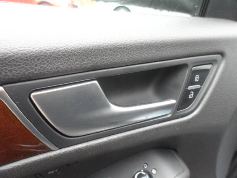 2012 Audi Q5 2.0T quattro Premium Plus