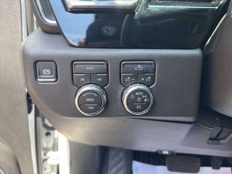 2024 GMC Sierra 1500 Elevation Standard