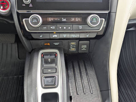 2019 Honda Insight Touring