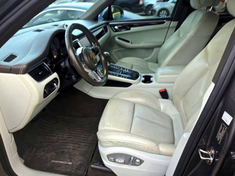 2016 Porsche Macan S