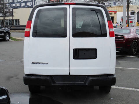 2018 Chevrolet Express 2500