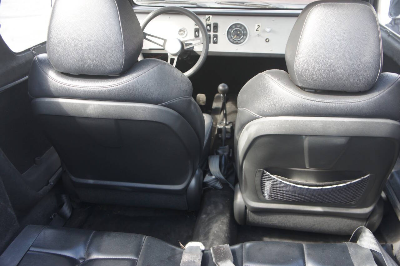 1968 Volkswagen Beetle 22