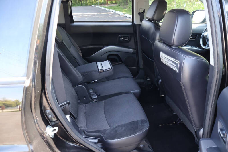 2012 Mitsubishi Outlander SE
