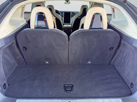 2016 Tesla Model X 90D