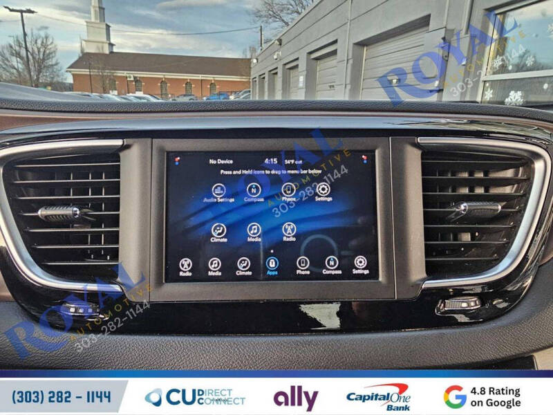 2021 Chrysler Voyager LXi