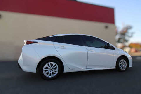 2016 Toyota Prius Two