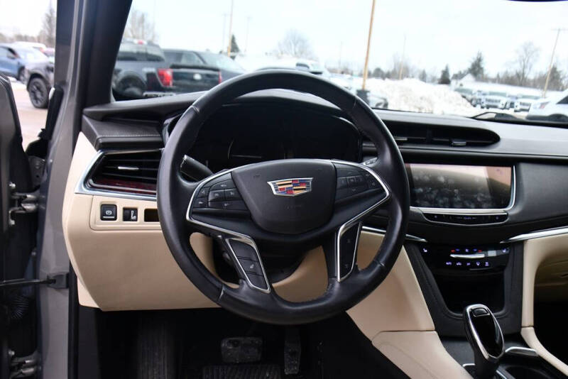 2018 Cadillac XT5 Luxury