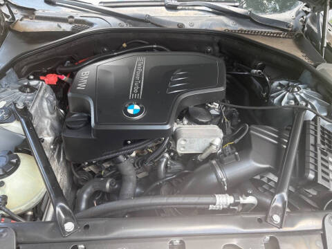 2013 BMW 5 Series 528i