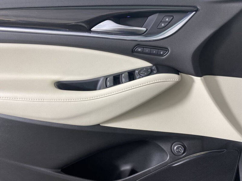 2022 Buick Enclave Premium